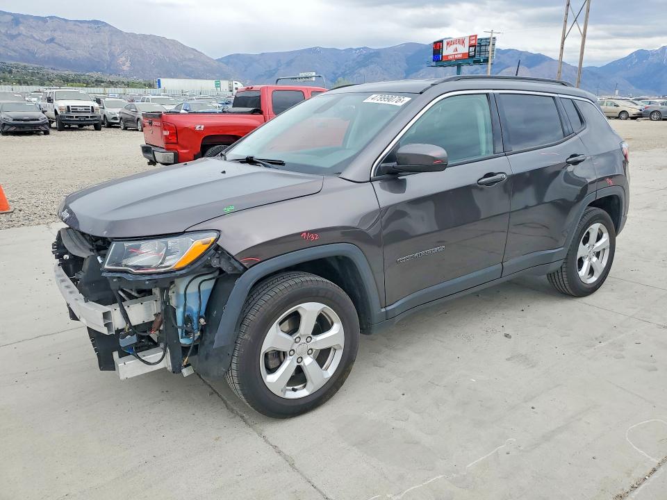 2018 JEEP COMPASS — VIN 3C4NJDBB3JT160953