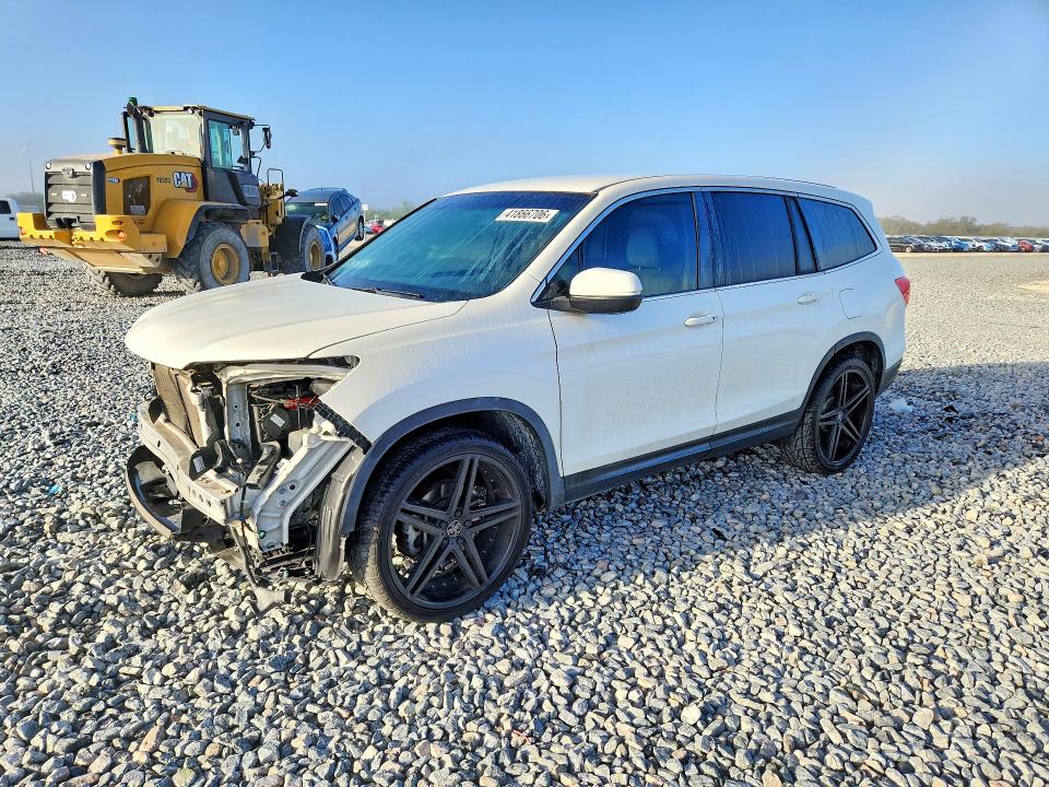 2018 HONDA PILOT — VIN 5FNYF5H35JB027422