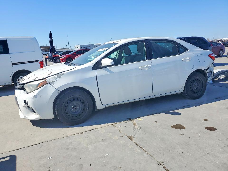 2015 TOYOTA COROLLA L — VIN 5YFBURHE6FP302618