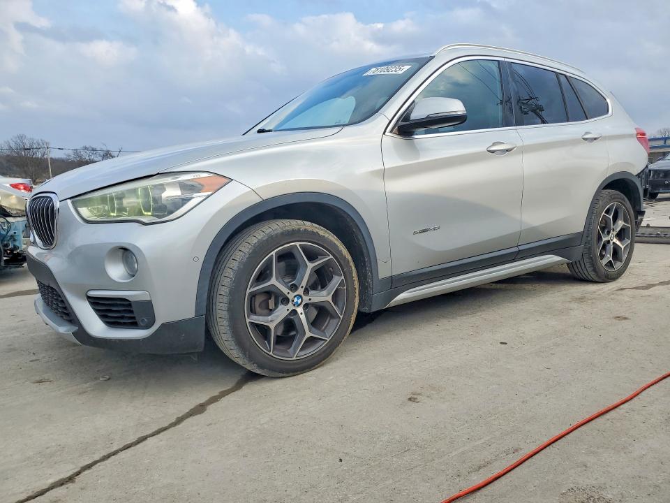 2017 BMW X1 — VIN WBXHU7C35H5H38340