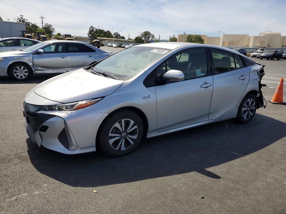 2017 TOYOTA PRIUS PRIME — VIN JTDKARFP8H3031036