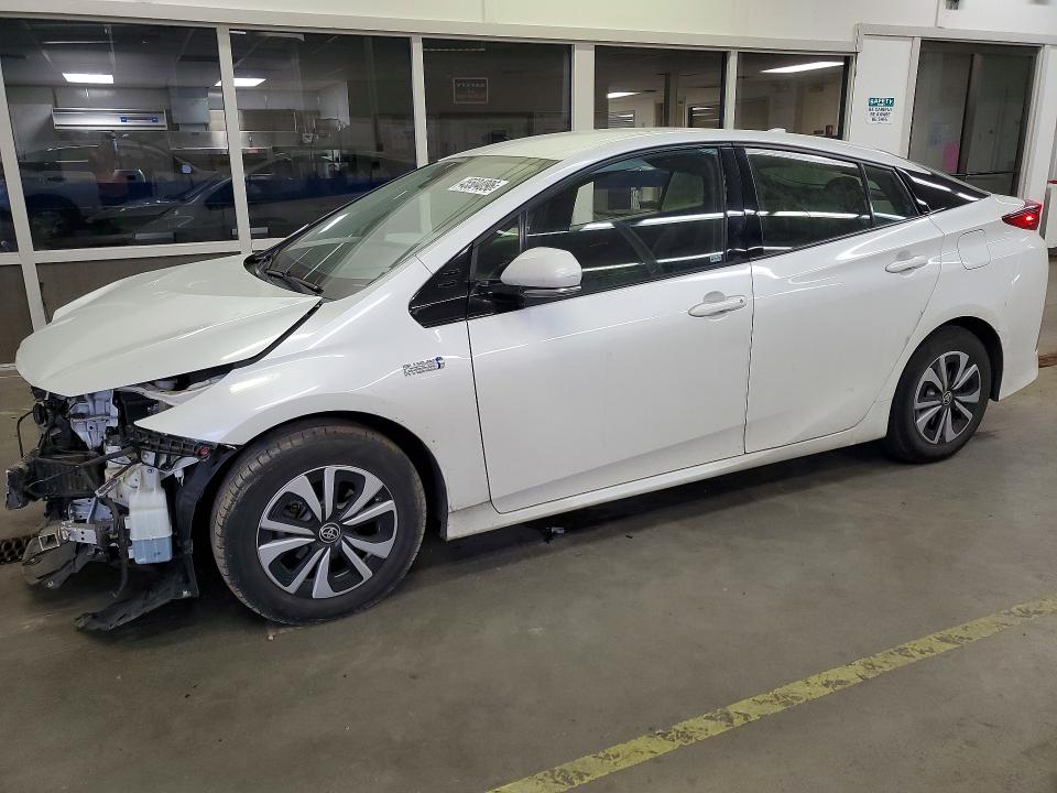2017 TOYOTA PRIUS PRIME — VIN JTDKARFP8H3064229
