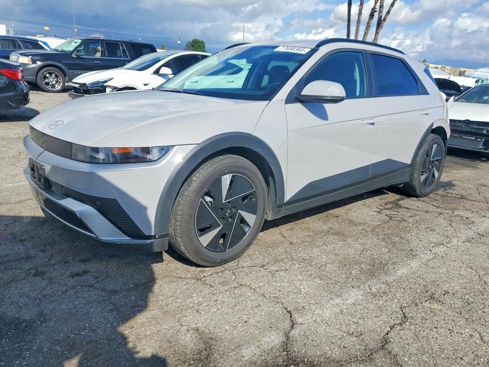 2025 HYUNDAI IONIQ 5 — VIN 7YAKN4DAXSY010083