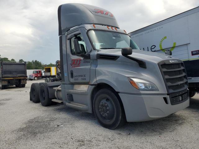 2022 FREIGHTLINER CASCADIA 1 — VIN 3AKJHLDR9NDNJ4539