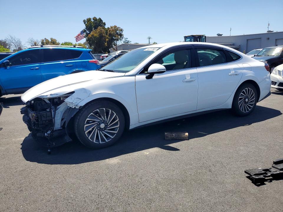 2023 HYUNDAI SONATA HYBRID — VIN KMHL34JJXPA075498