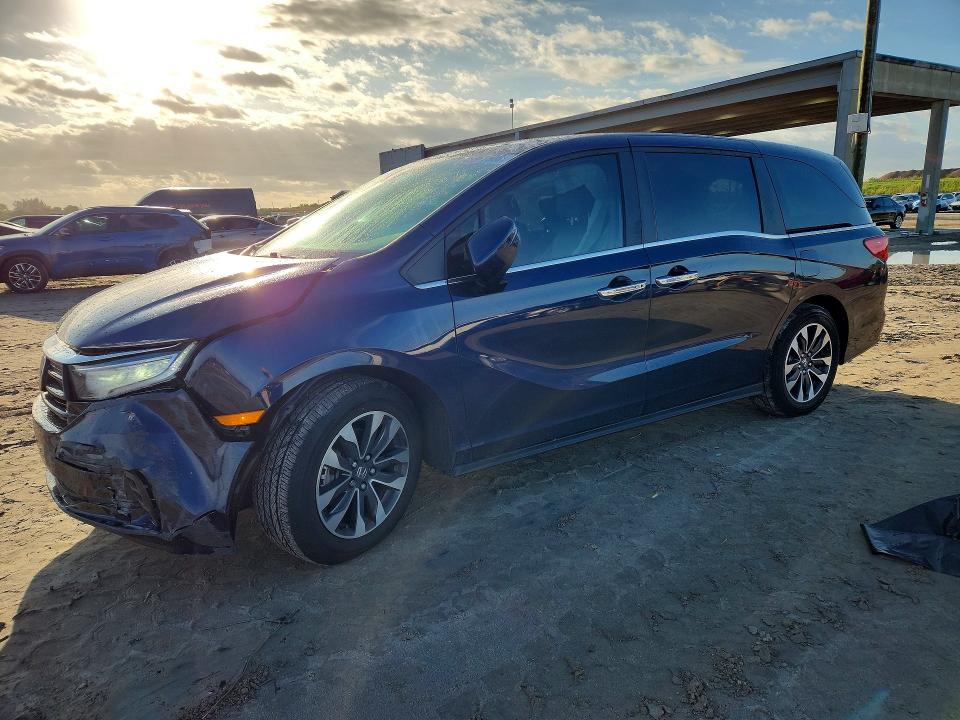 2024 HONDA ODYSSEY — VIN 5FNRL6H64RB047895