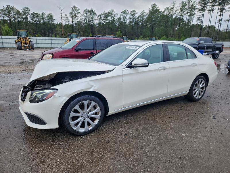 2017 MERCEDES-BENZ E 300 — VIN WDDZF4JB9HA079001