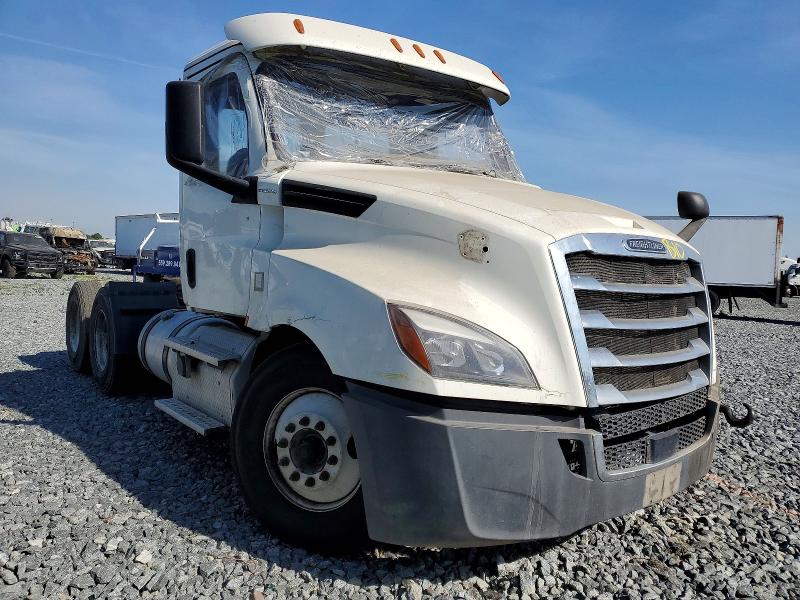 2020 FREIGHTLINER CASCADIA 126 — VIN 3AKJHLFG0LSLN4989