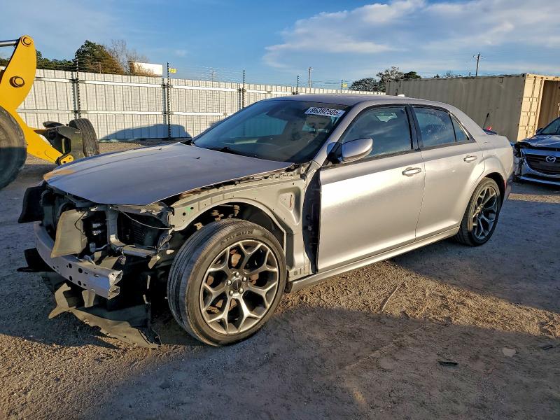 2018 CHRYSLER 300 S — VIN 2C3CCABG3JH269678