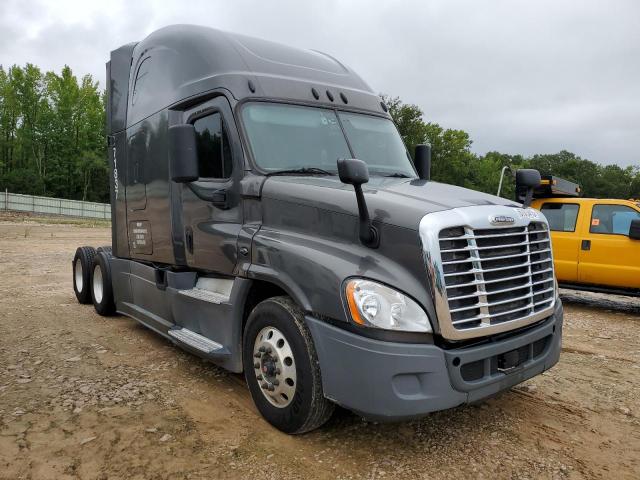 2018 FREIGHTLINER CASCADIA 1 — VIN 1FUJGLDR7JLJK3880