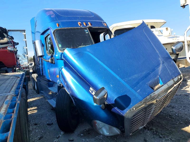 2017 FREIGHTLINER CASCADIA 1 — VIN 3AKJGLDR0HSHR5300