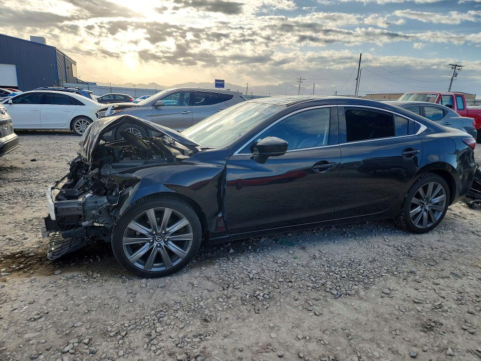 2018 MAZDA 6 — VIN JM1GL1VM3J1335952