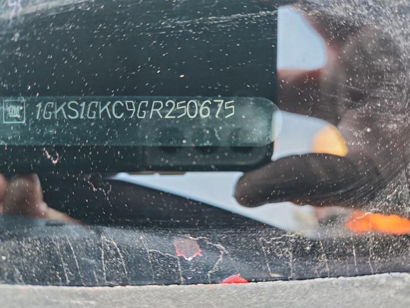 1GKS1GKC9GR250675