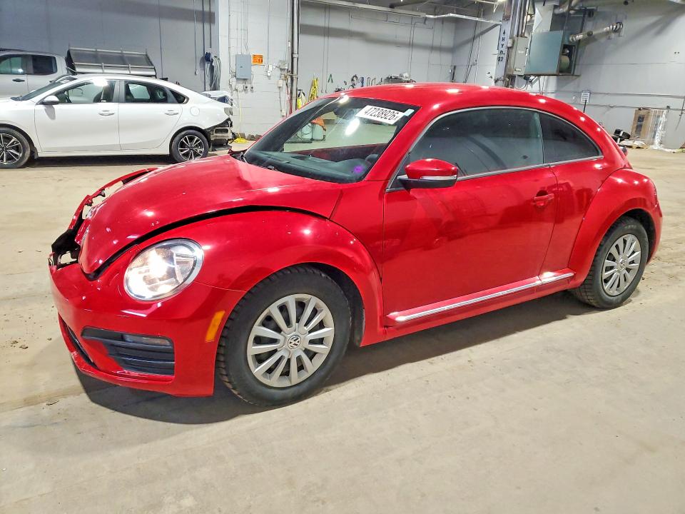 2017 VOLKSWAGEN BEETLE — VIN 3VWJ17AT2HM620471