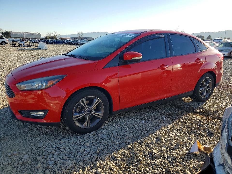 2017 FORD FOCUS SE — VIN 1FADP3FE3HL277792