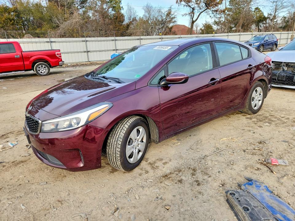 2018 KIA FORTE LX — VIN 3KPFK4A77JE176351