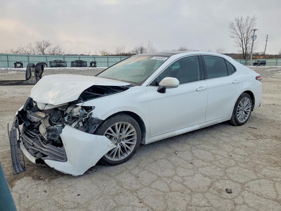 2020 TOYOTA CAMRY — VIN 4T1F11AKXLU905352