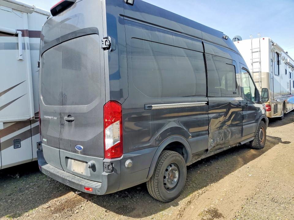 1FTYR2XG3KKB38260