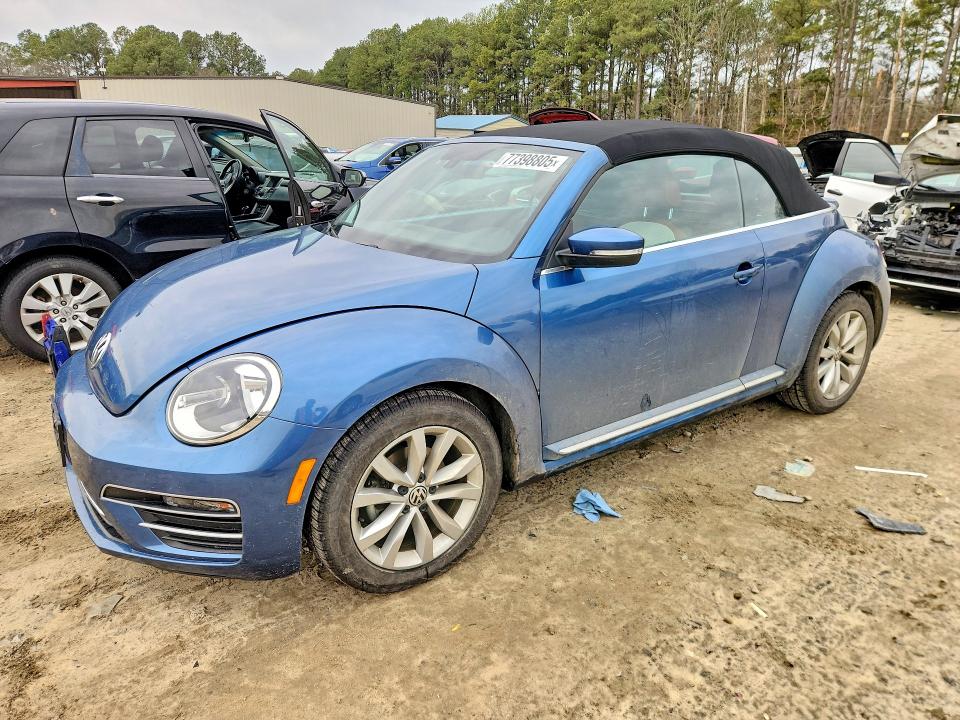 2017 VOLKSWAGEN BEETLE — VIN 3VW517ATXHM808771