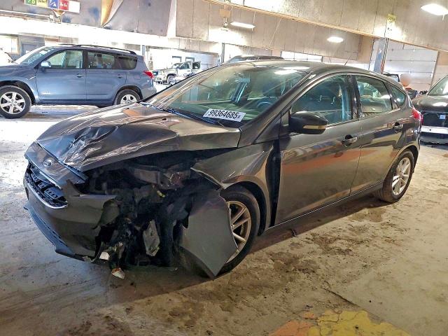 2015 FORD FOCUS SE — VIN 1FADP3K25FL364439