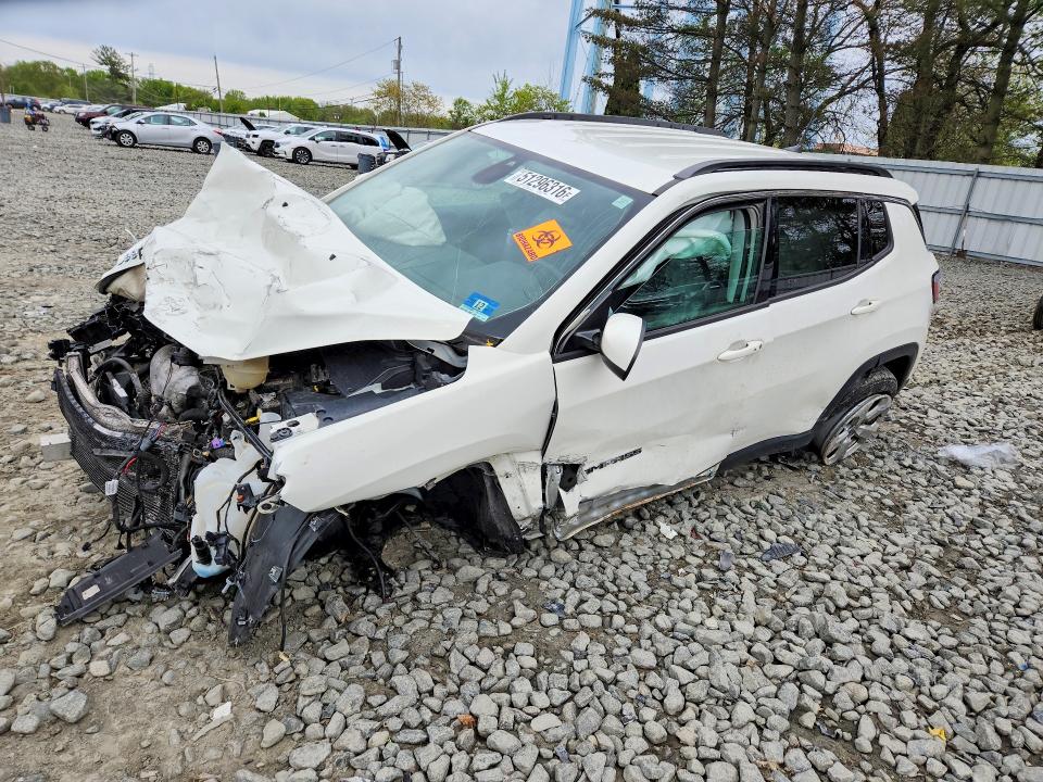 2018 JEEP COMPASS — VIN 3C4NJCBB8JT227315