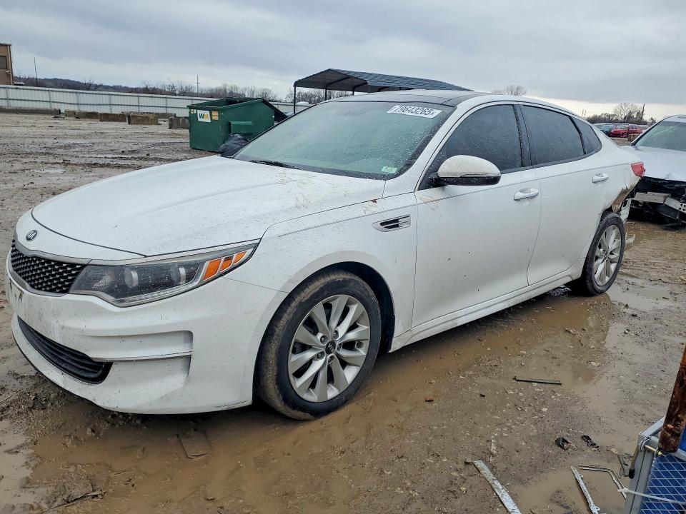 2016 KIA OPTIMA — VIN 5XXGU4L37GG093754