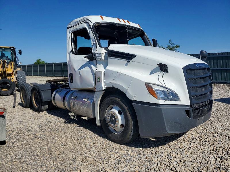 2024 FREIGHTLINER CASCADIA 126 — VIN 3AKJHLDV0RSUS8115