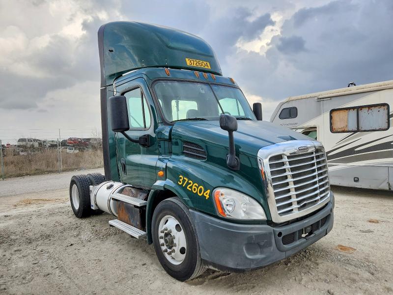 2018 FREIGHTLINER CASCADIA 113 — VIN 3AKBGADVXJSJL4432