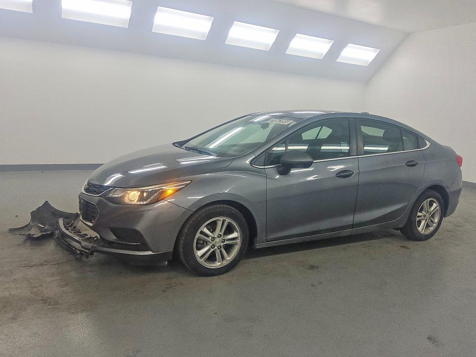 2018 CHEVROLET CRUZE — VIN 1G1BE5SM6J7240761
