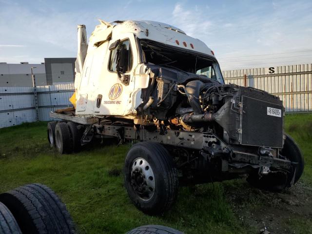 2015 FREIGHTLINER CASCADIA 125 — VIN 3AKJGLD56FSGL2824