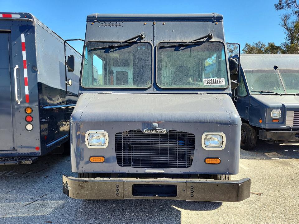 4UZAC2EA9LCMK2906