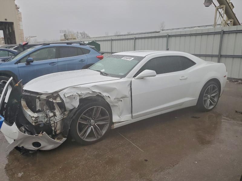 2015 CHEVROLET CAMARO — VIN 2G1FB1E32F9215075