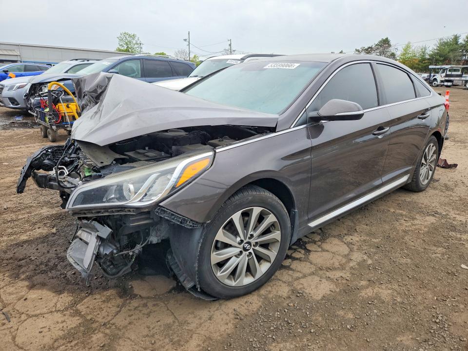 2015 HYUNDAI SONATA — VIN 5NPE34AF9FH208445