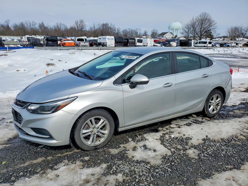 2017 CHEVROLET CRUZE — VIN 1G1BE5SM4H7152754