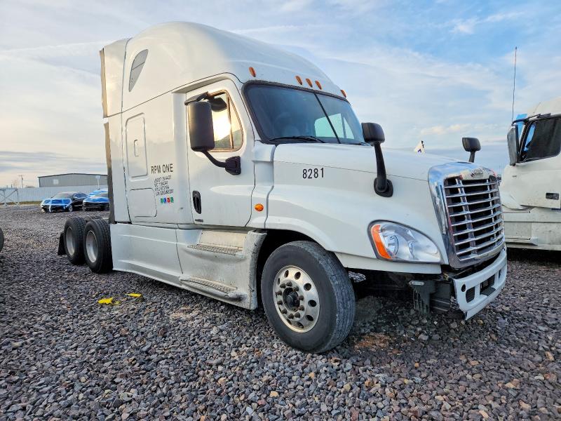 2016 FREIGHTLINER CASCADIA 125 — VIN 3AKJGLDR3GSGW8281
