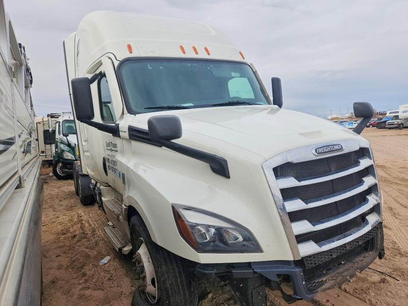 2021 FREIGHTLINER CASCADIA 126 — VIN 3AKJHHDR2MSMT1445