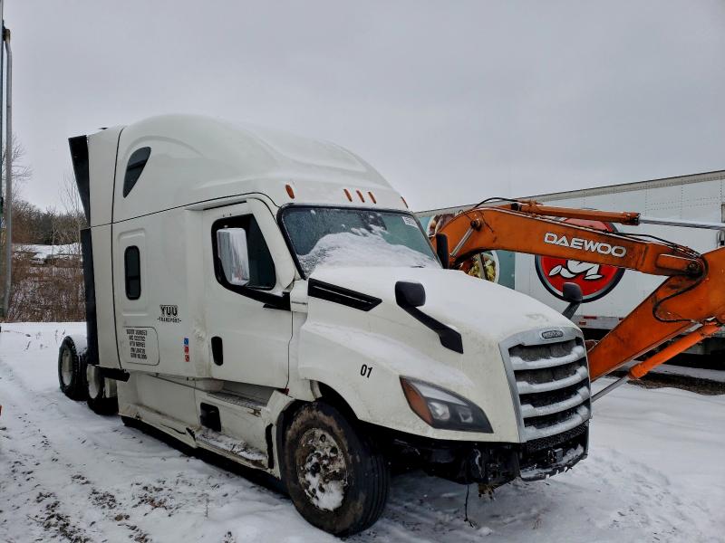 2020 FREIGHTLINER CASCADIA 126 — VIN 3AKJHHDR3LSLR4730
