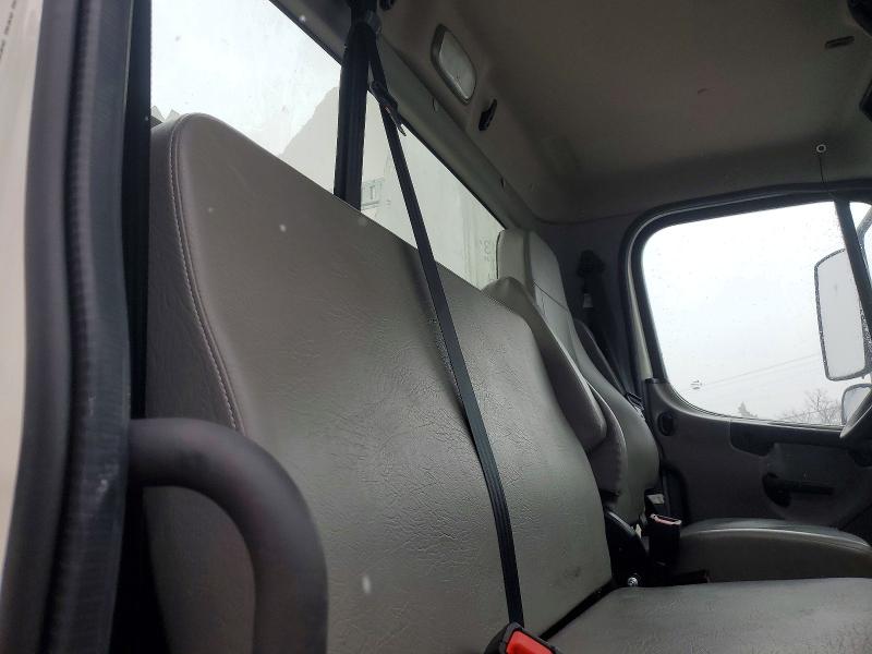 3ALACWFC7RDUZ2647