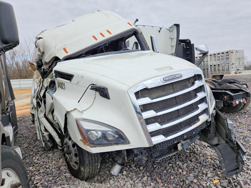 2023 FREIGHTLINER CASCADIA 126 — VIN 3AKJHHDR1PSUE5904