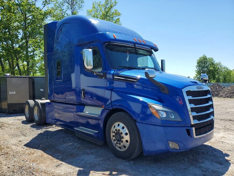 2020 FREIGHTLINER CASCADIA 126 — VIN 1FUJHHDR8LLLR6923