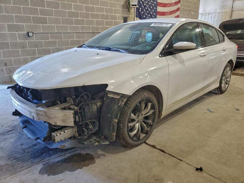 2015 CHRYSLER 200 S — VIN 1C3CCCBB3FN715679