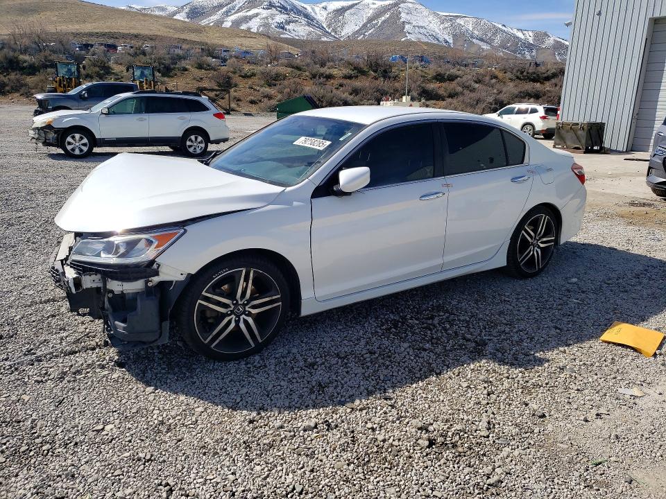 2017 HONDA ACCORD — VIN 1HGCR2F56HA007852