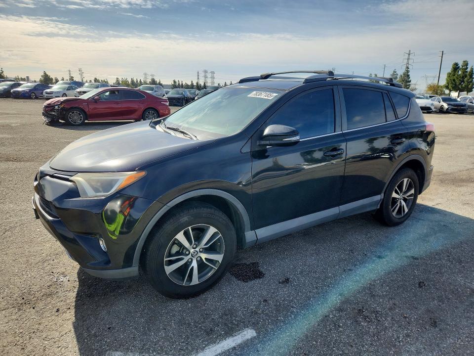 2018 TOYOTA RAV4 — VIN 2T3WFREV3JW438350