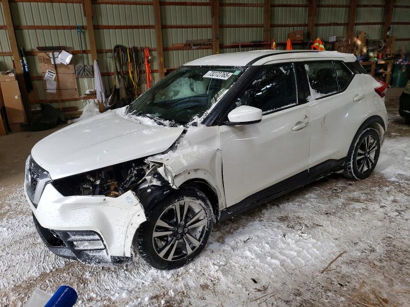 2018 NISSAN KICKS S — VIN 3N1CP5CU1JL529565