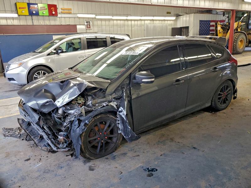 2016 FORD FOCUS SE — VIN 1FADP3K21GL316812