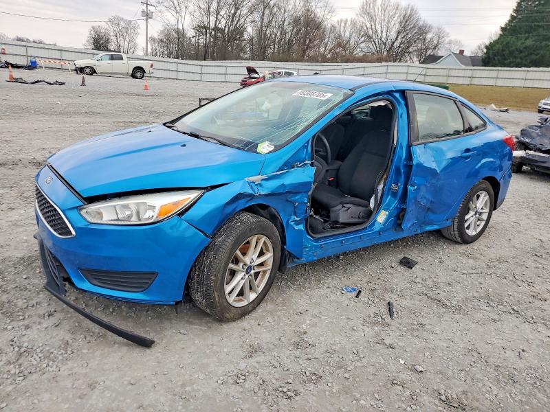 2016 FORD FOCUS SE — VIN 1FADP3F20GL386716