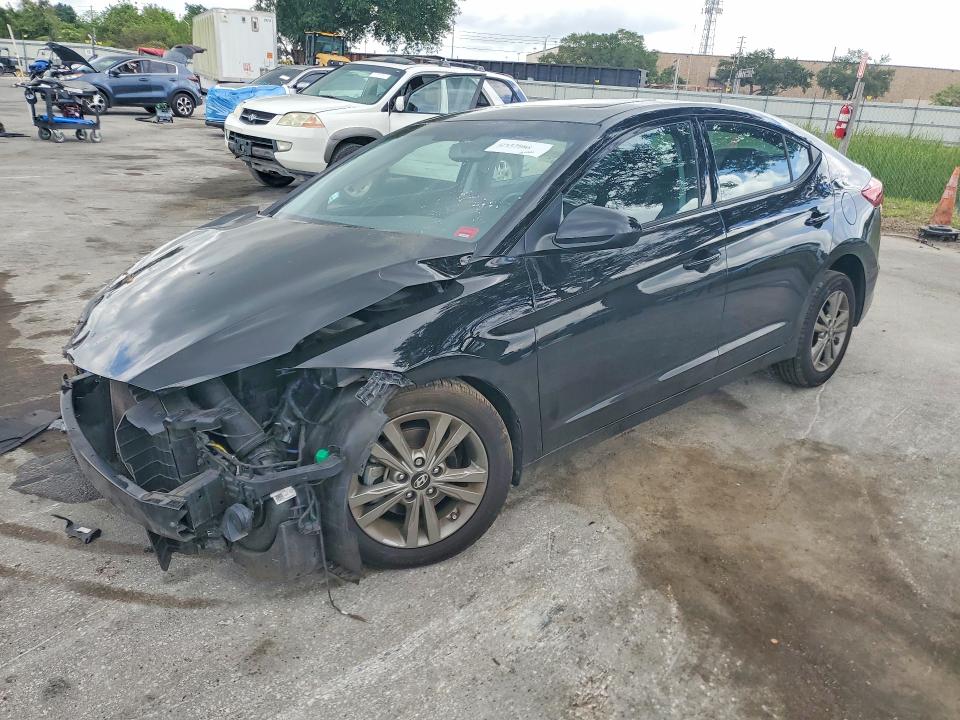 2018 HYUNDAI ELANTRA — VIN 5NPD84LF7JH392402