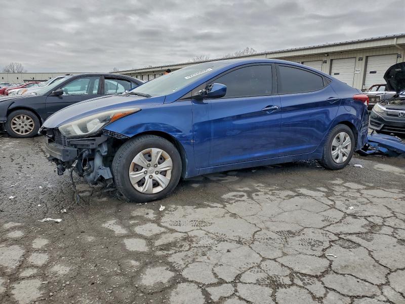 2016 HYUNDAI ELANTRA — VIN 5NPDH4AE2GH758561
