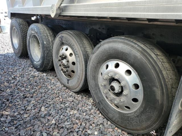 2NP8LJ0X4RM683455