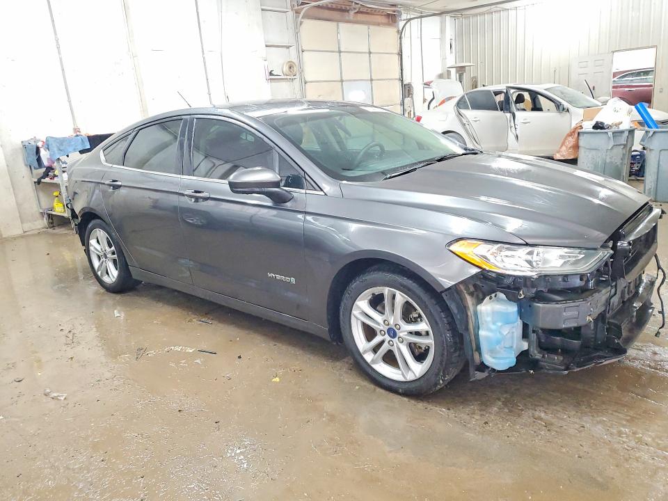 3FA6P0LUXJR260997
